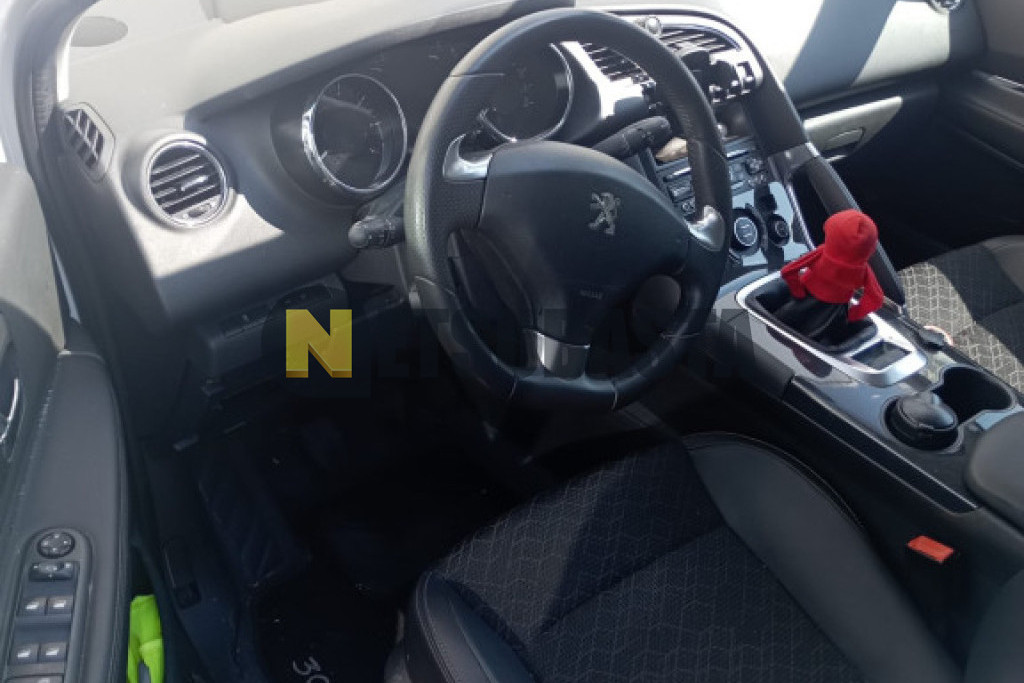 Peugeot 3008 1.2 PureTech 2016