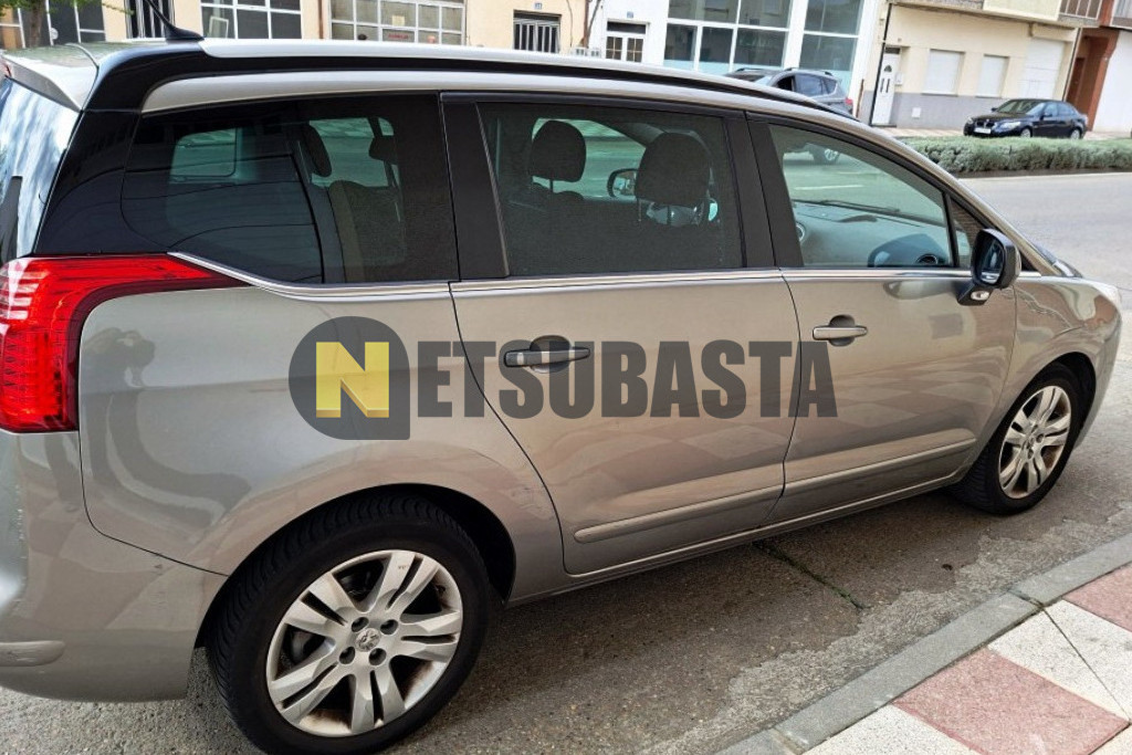 Peugeot 5008 2.0 HDI 2011