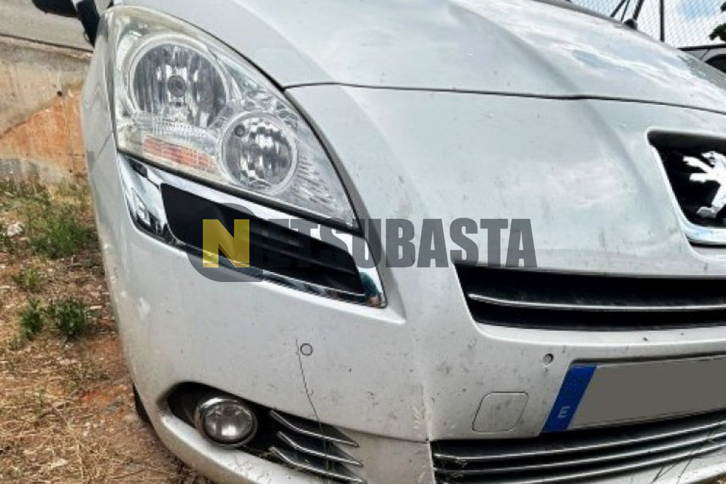 Peugeot 5008 2.0 HDI FAP 2010