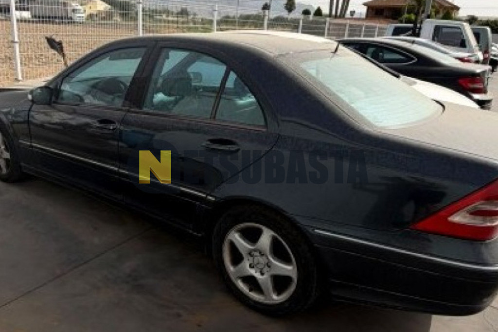 Mercedes-Benz C 270 CDI Aut. 2003