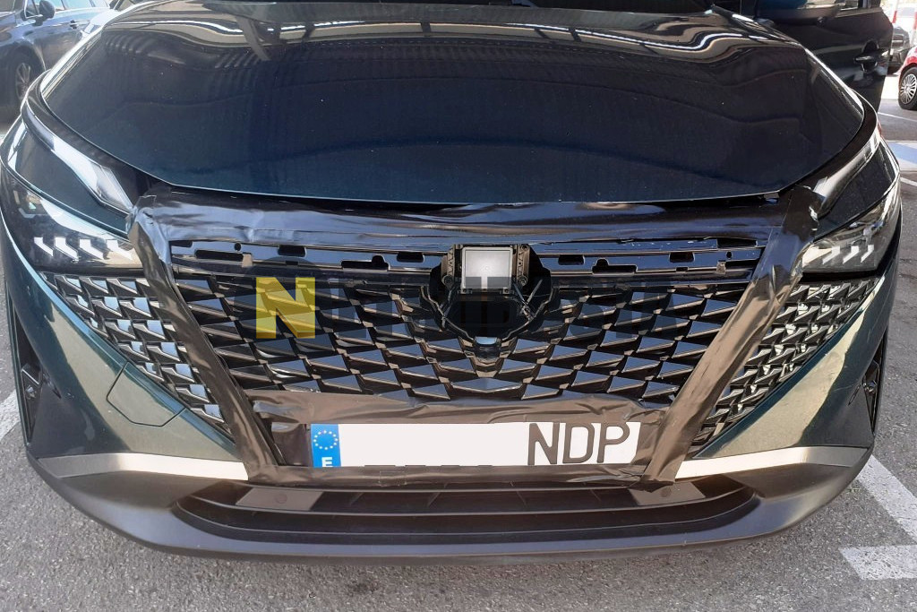 Nissan Qashqai 1.3 DIG-T mHEV CVT 2025