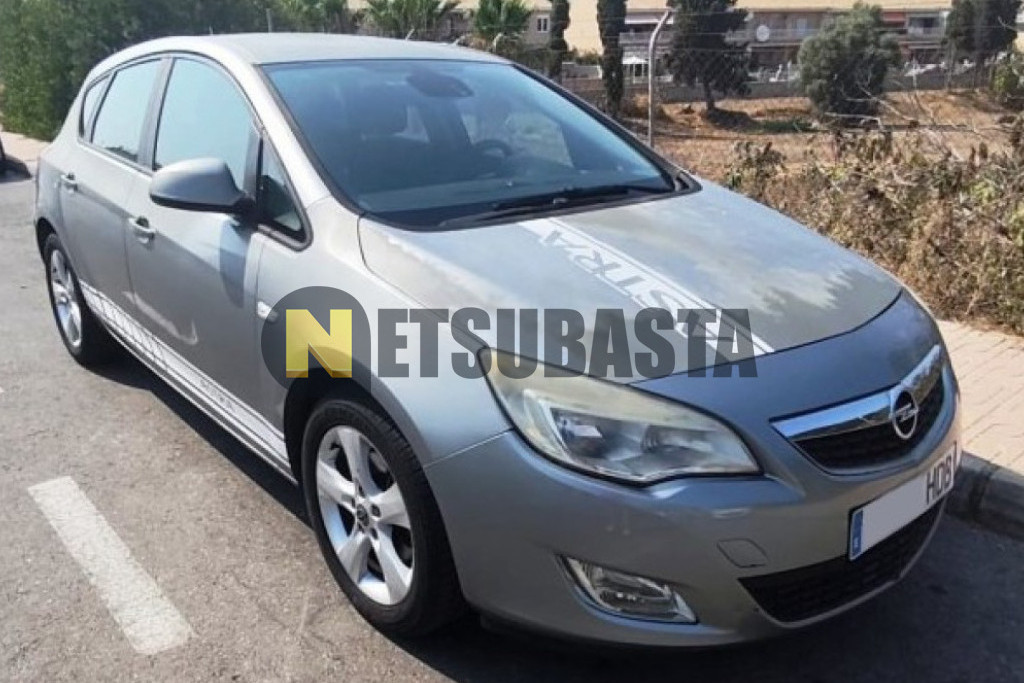 Opel Astra 1.7 CDTi 2011
