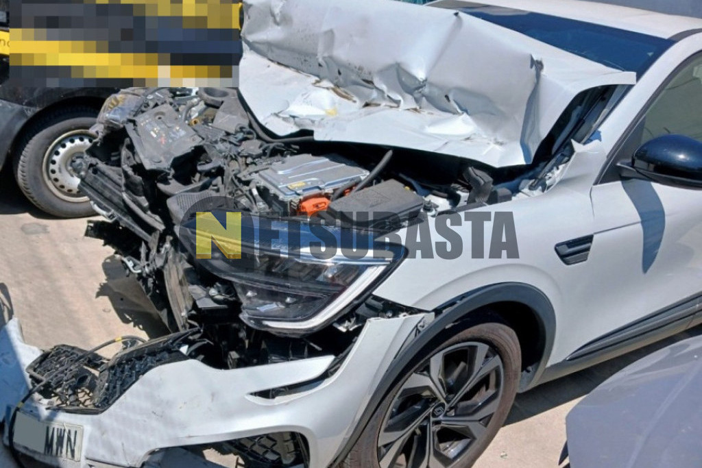 Renault Arkana E-TECH full hybrid 2024