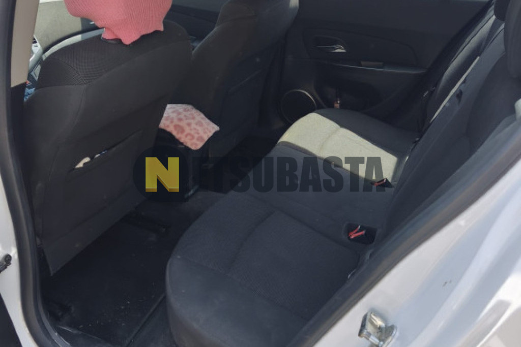 Chevrolet Cruze 1.8 2013