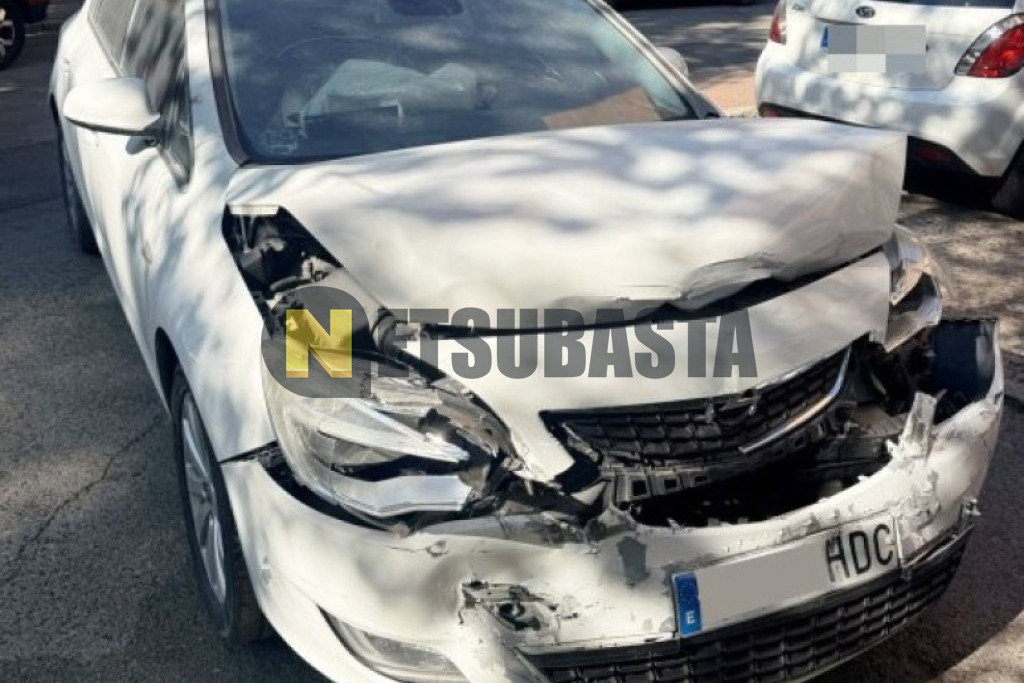 Opel Astra 1.7 CDTi 2011