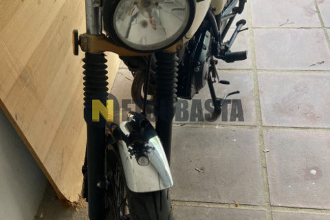 Mash Black Seven 125 2019