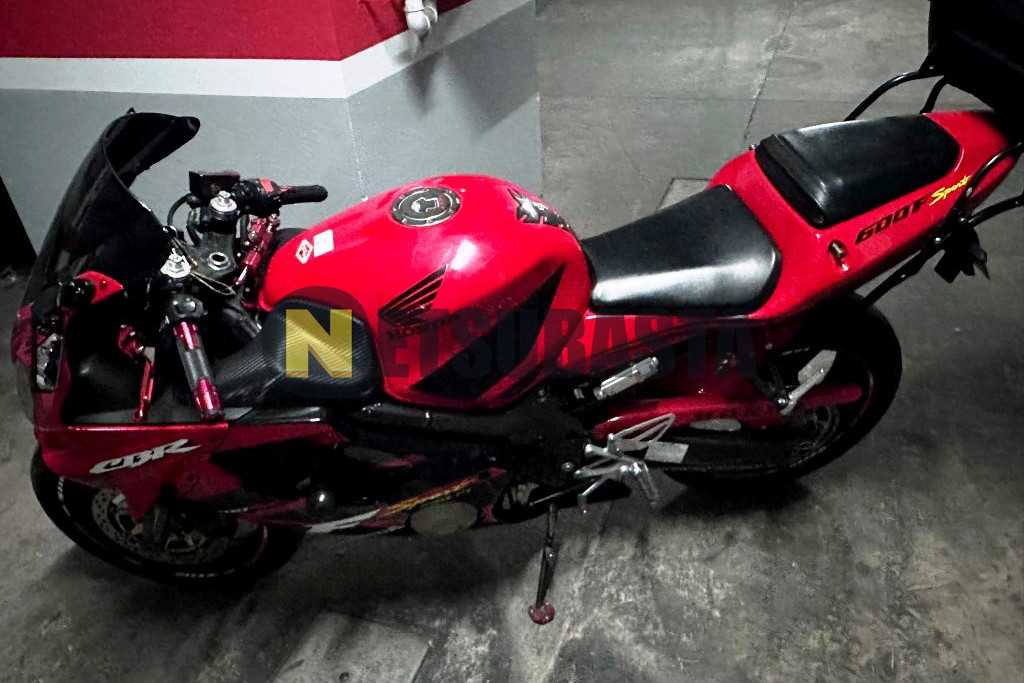 Honda CBR 600 F 2001