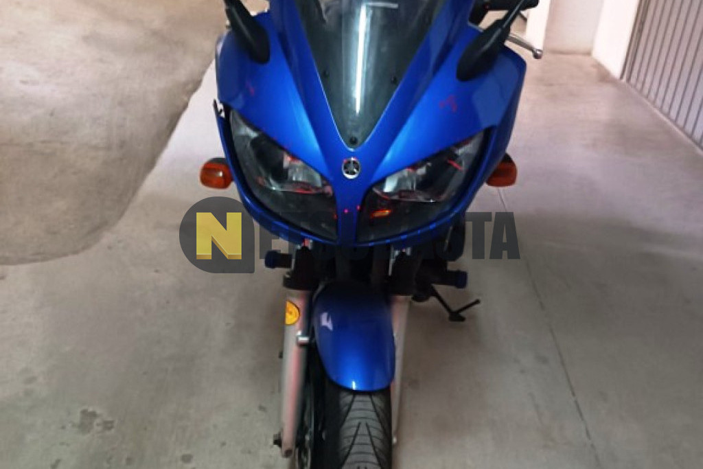 Yamaha FZS 600 Fazer 2003