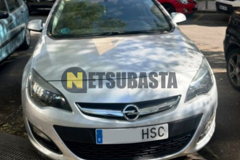 Opel Astra 1.6 2013