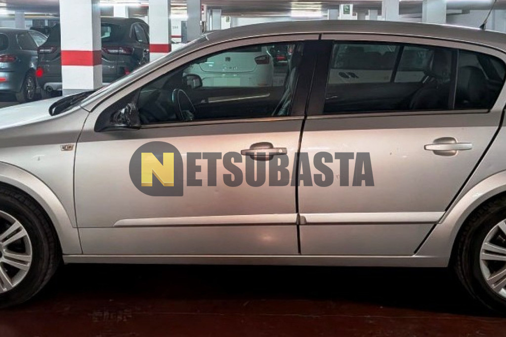Opel Astra 1.6 2009