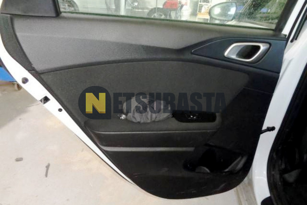 Kia Ceed Tourer 1.6 CRDi MHEV 2023