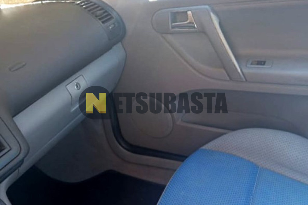 Volkswagen Polo 1.0 TSI 2000