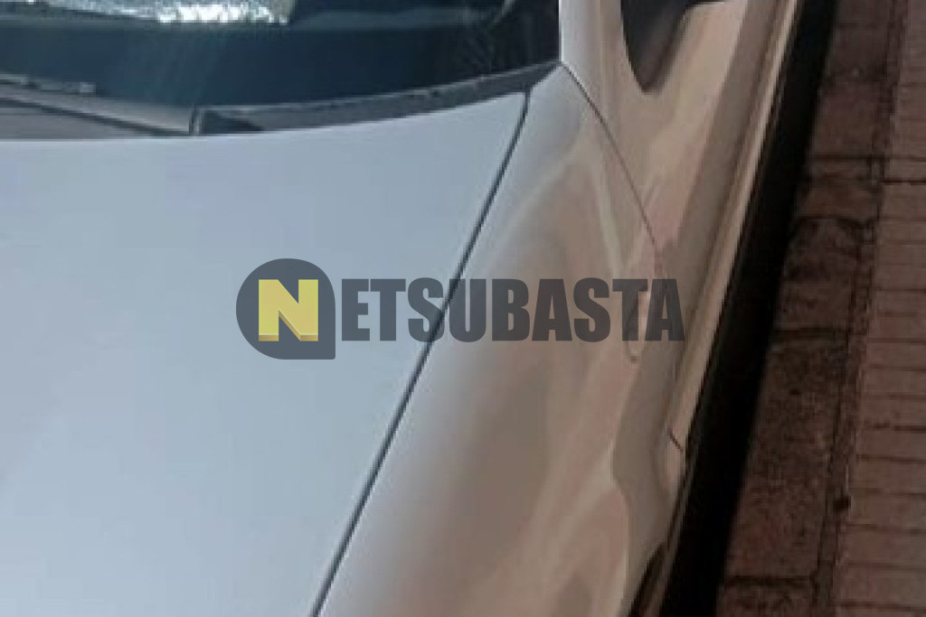 Volkswagen Polo 1.0 TSI 2000