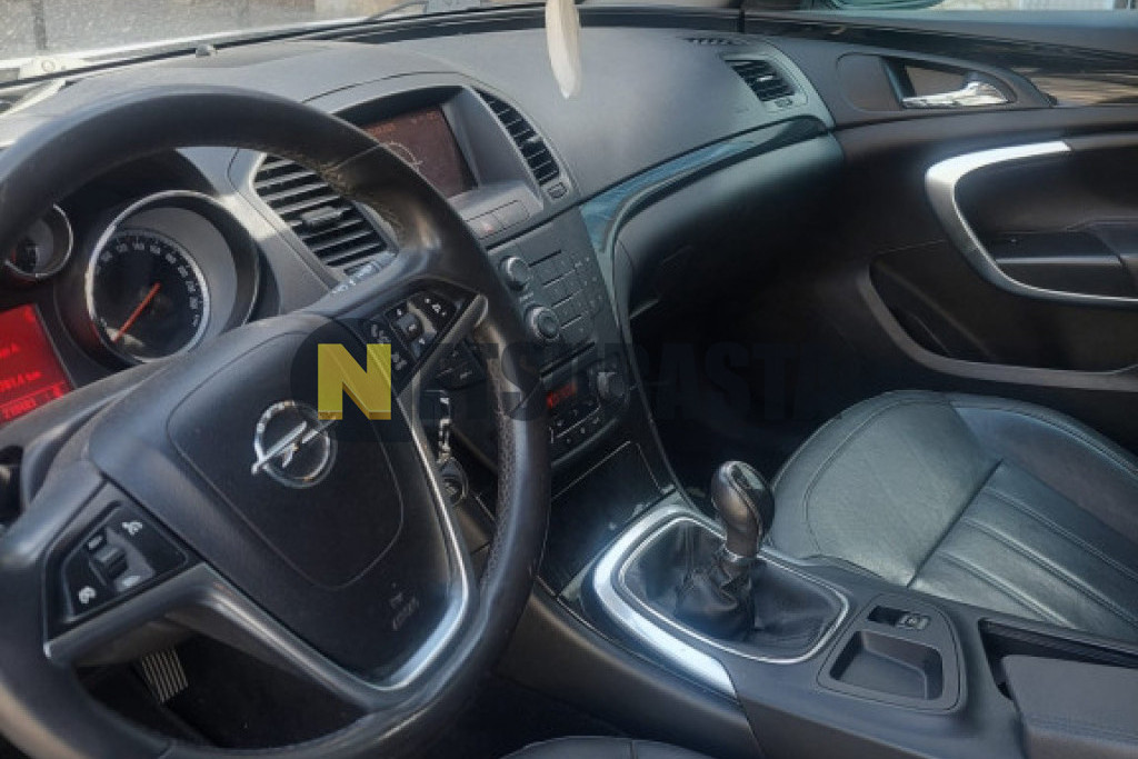 Opel Insignia Sports Tourer 2.0 CDTI 2010