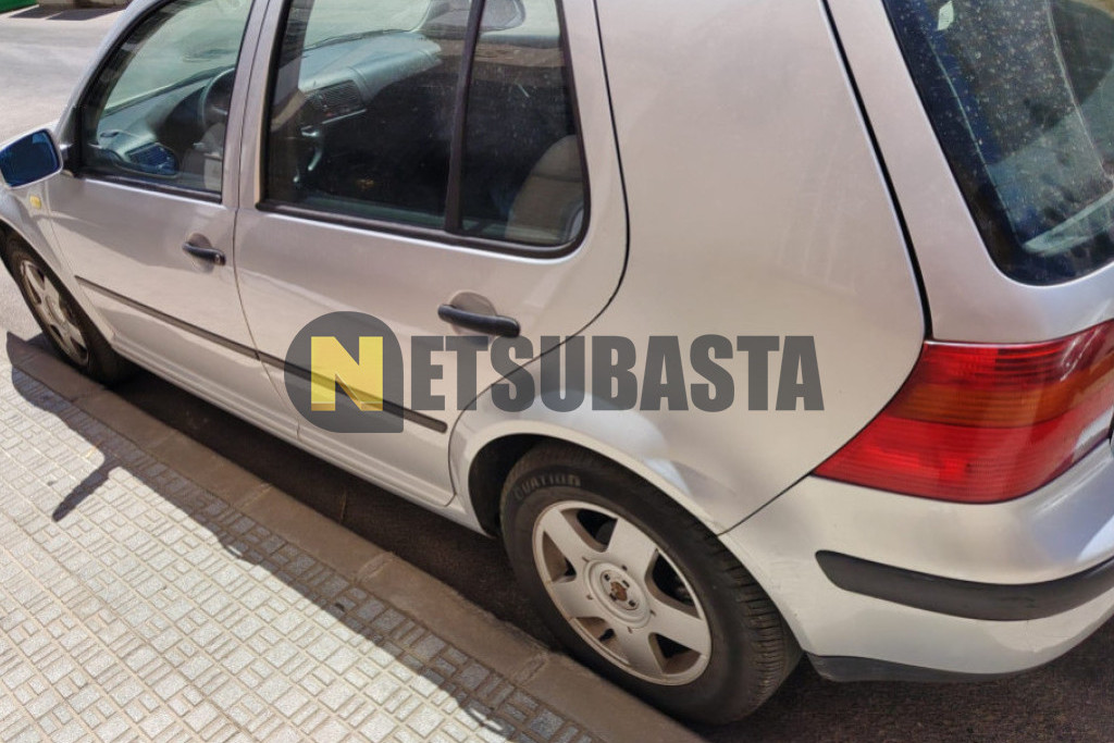 Volkswagen Golf 1.6 1999