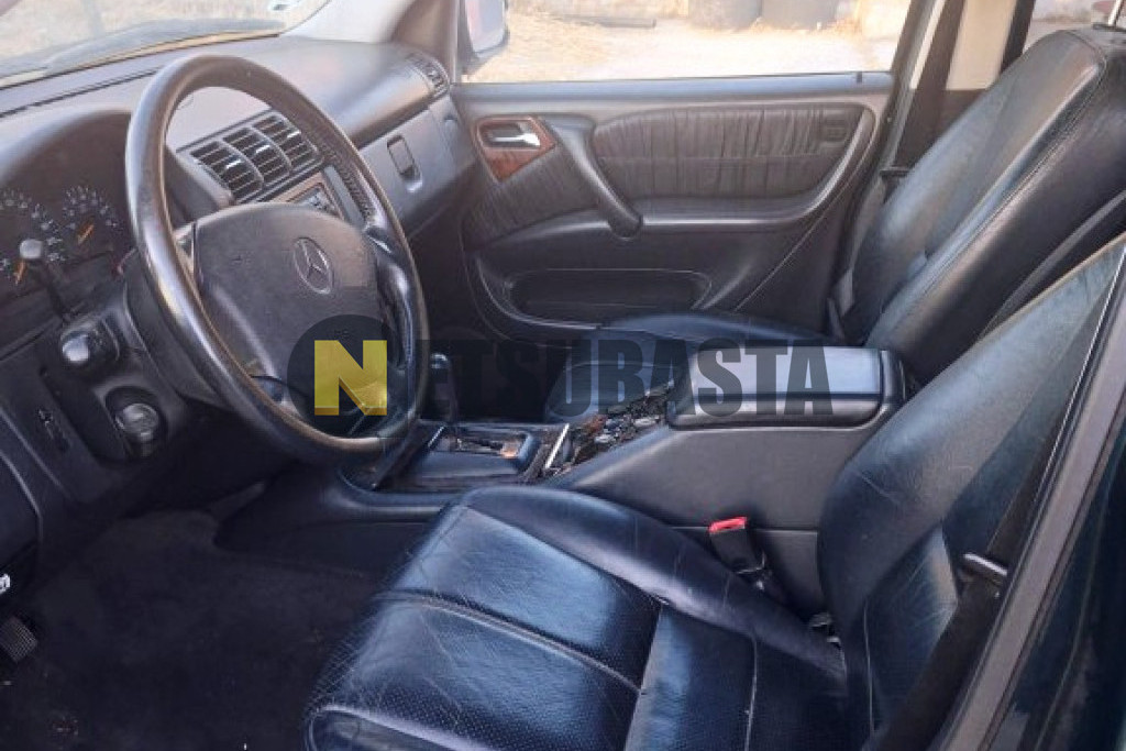 Mercedes-Benz ML 320 2001