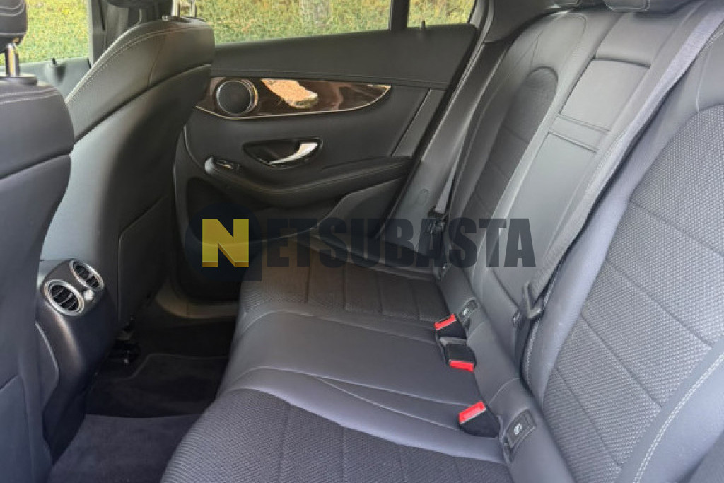 Mercedes-Benz GLC 300 e 4MATIC 2022