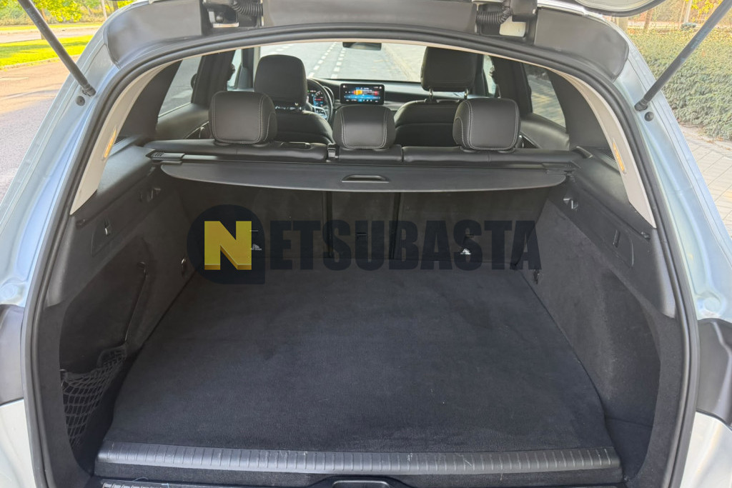 Mercedes-Benz GLC 300 e 4MATIC 2022