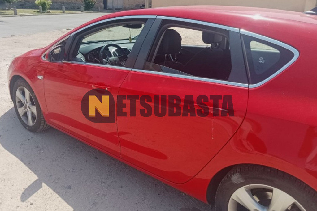 Opel Astra 1.7 CDTi 2011
