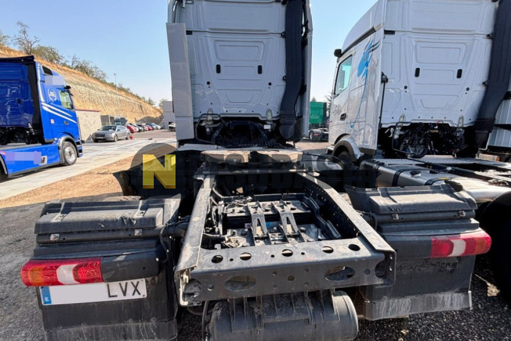 Mercedes-Benz Actros 1848 2022