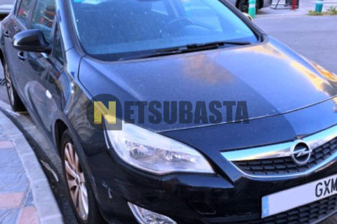Opel Astra 1.6 16V 2010