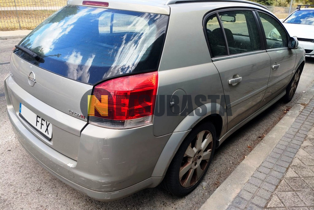 Opel Signum 1.9 CDTi 2006