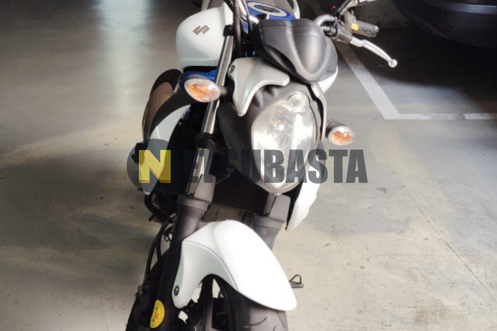 Suzuki Gladius 650 2009
