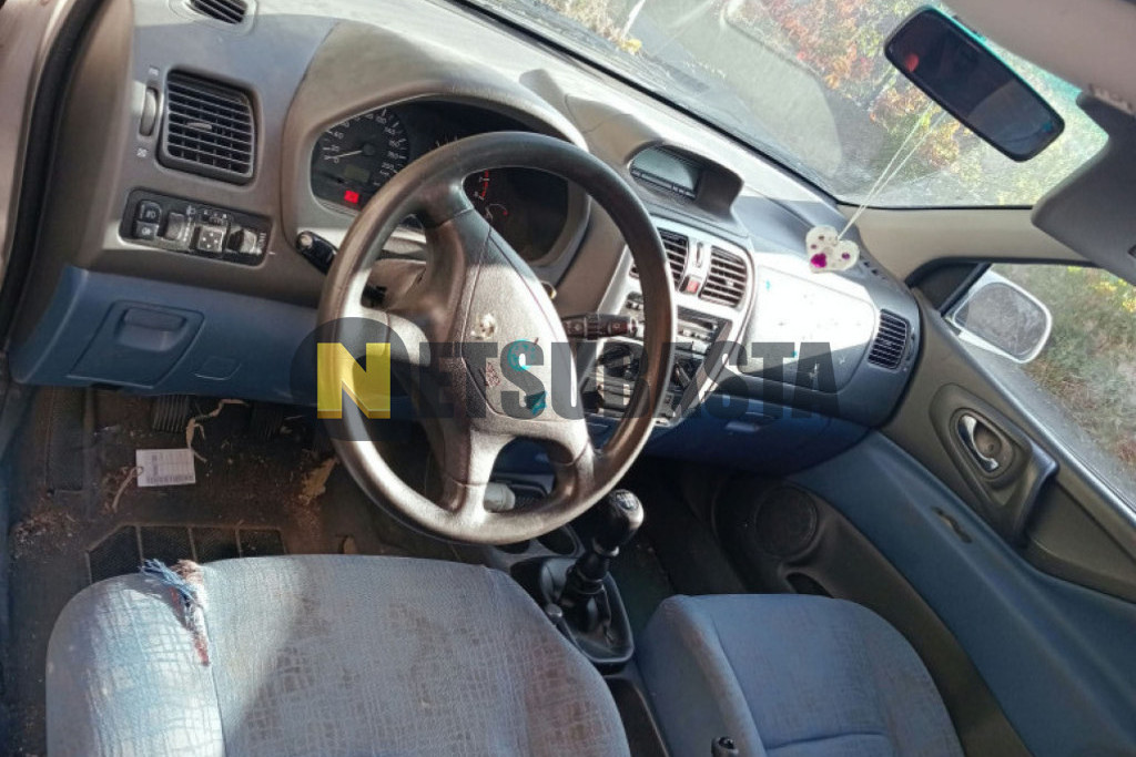 Mitsubishi Space Star 1.6 16v 2001