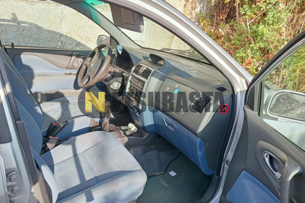 Mitsubishi Space Star 1.6 16v 2001