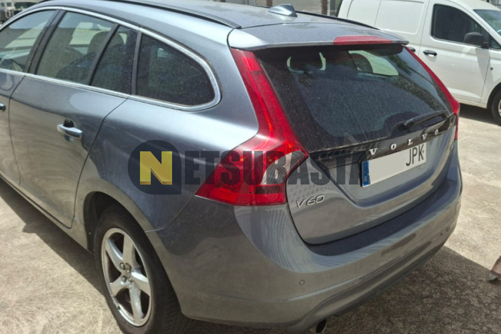 Volvo V60 D2 2016