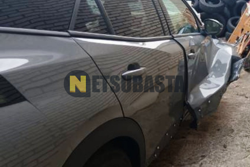 Peugeot 2008 Hybrid 145 e-DCS6 2026