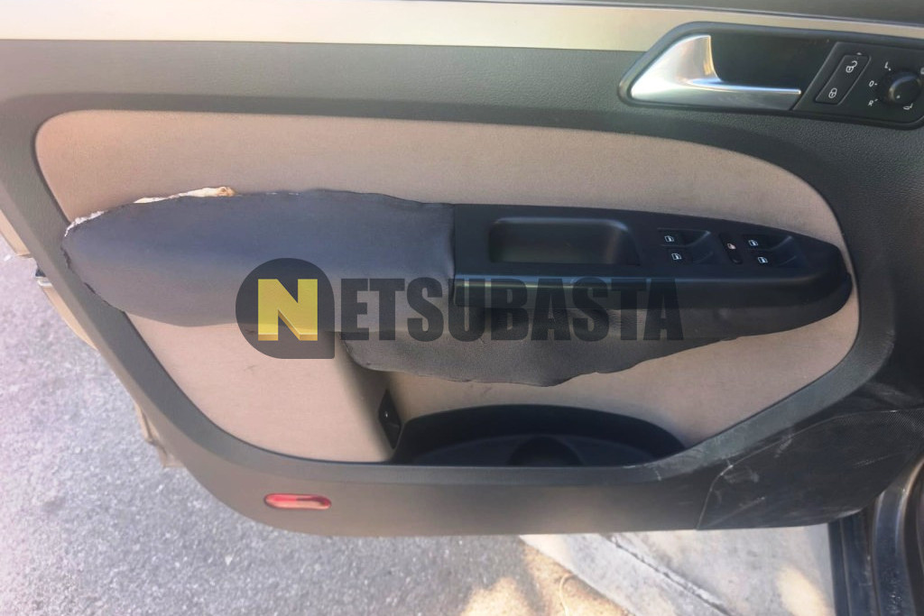 Volkswagen Touran 2.0 TDI 2009