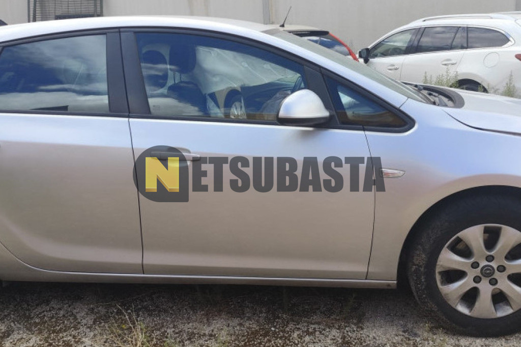 Opel Astra 1.7 CDTi 2014