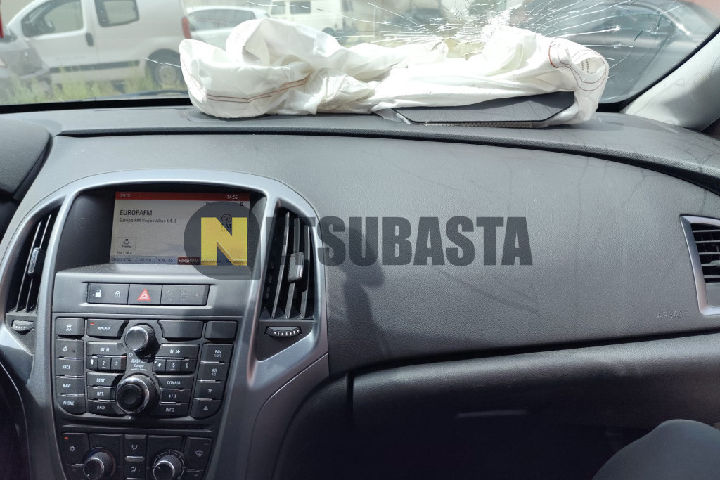 Opel Astra 1.7 CDTi 2014