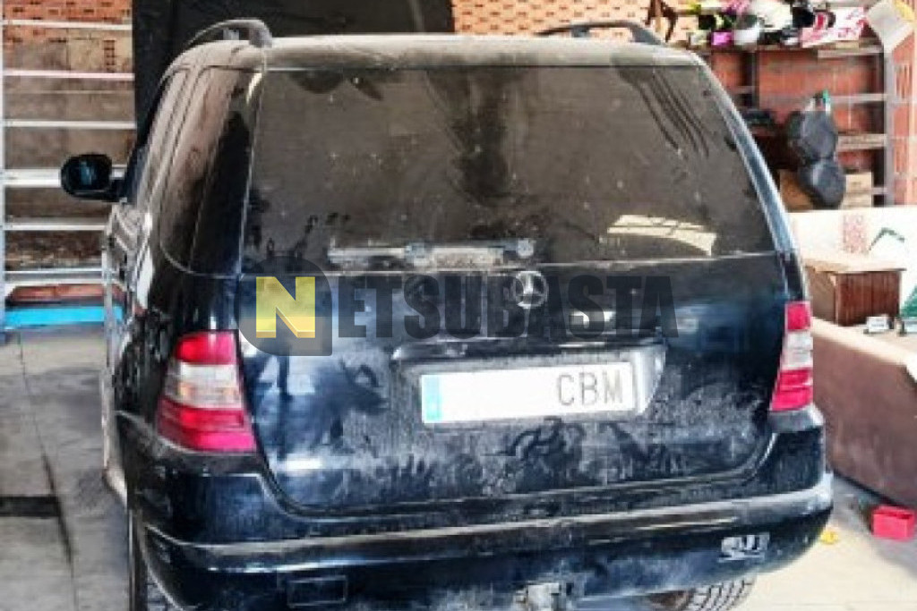 Mercedes-Benz ML 270 CDI Aut. 2000