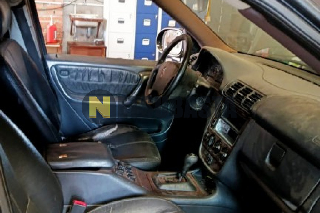 Mercedes-Benz ML 270 CDI Aut. 2000