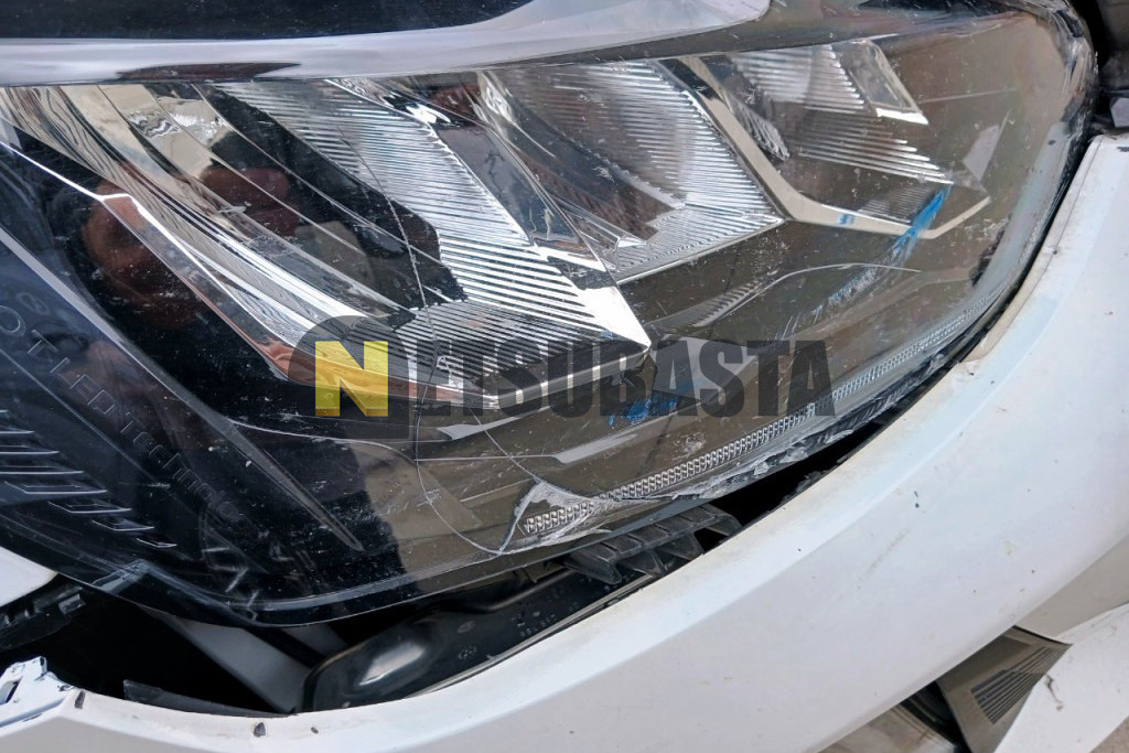 Peugeot 208 Hybrid 100 e-DCS6 2024