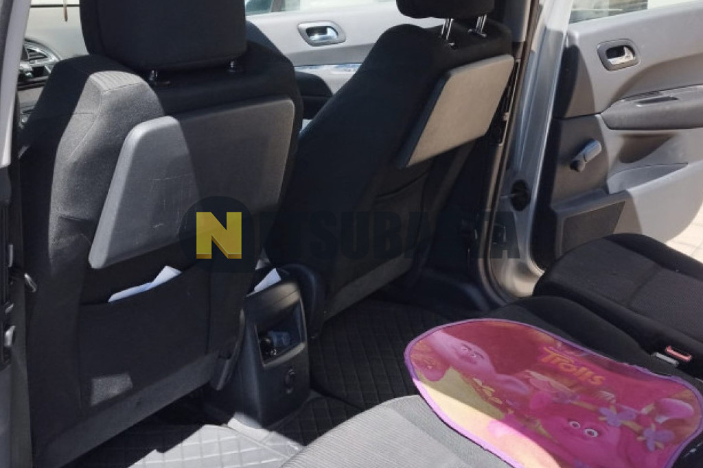 Peugeot 5008 1.6 VTi 2010