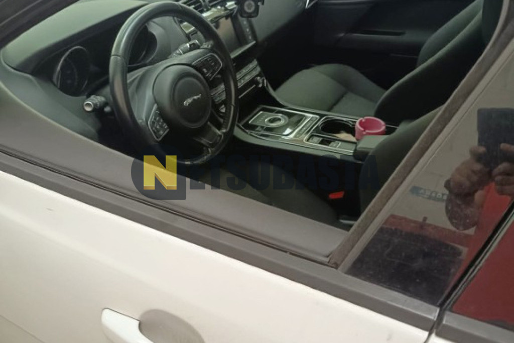Jaguar XE 2.0 Diesel Auto 2015