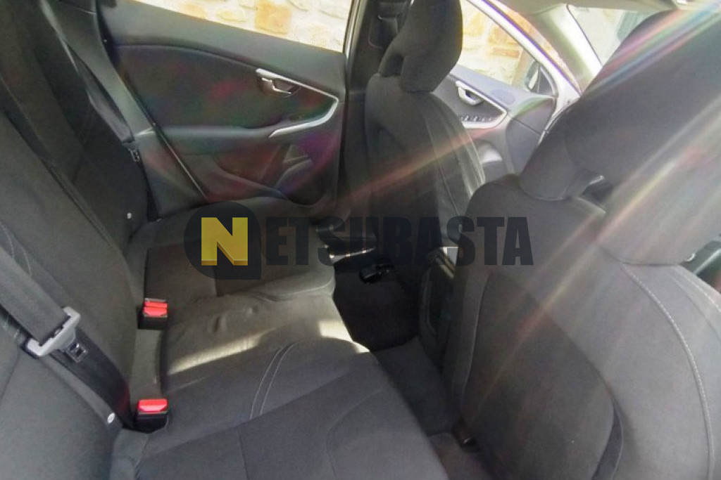 Volvo V40 D3 2014