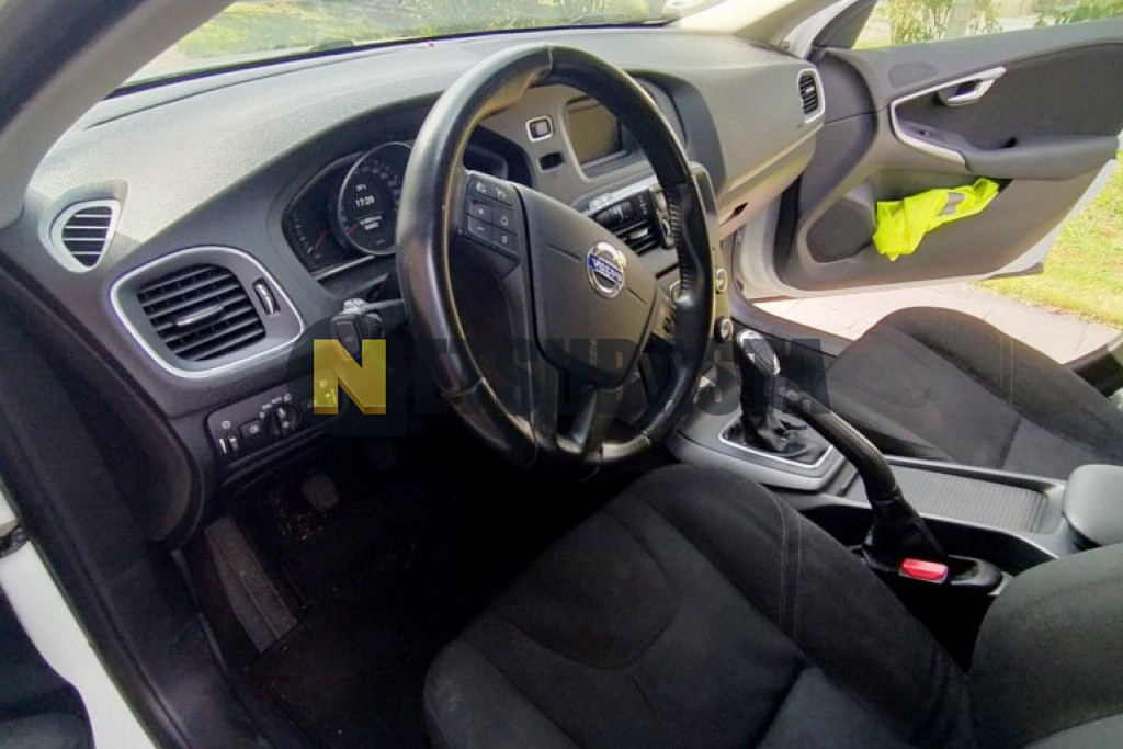 Volvo V40 D3 2014