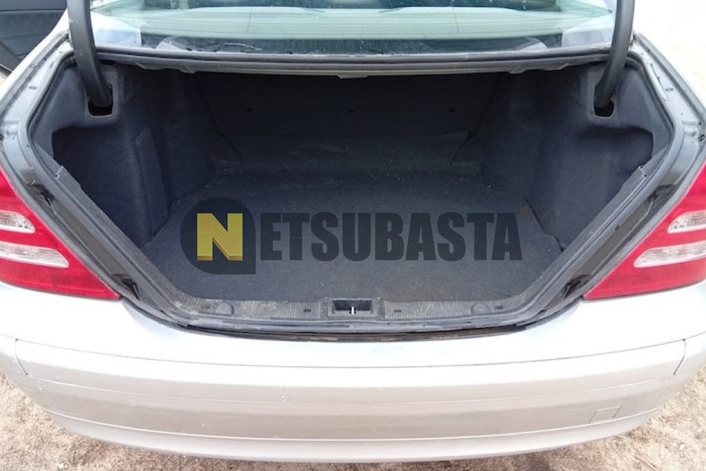 Mercedes-Benz C 180 Aut 2002