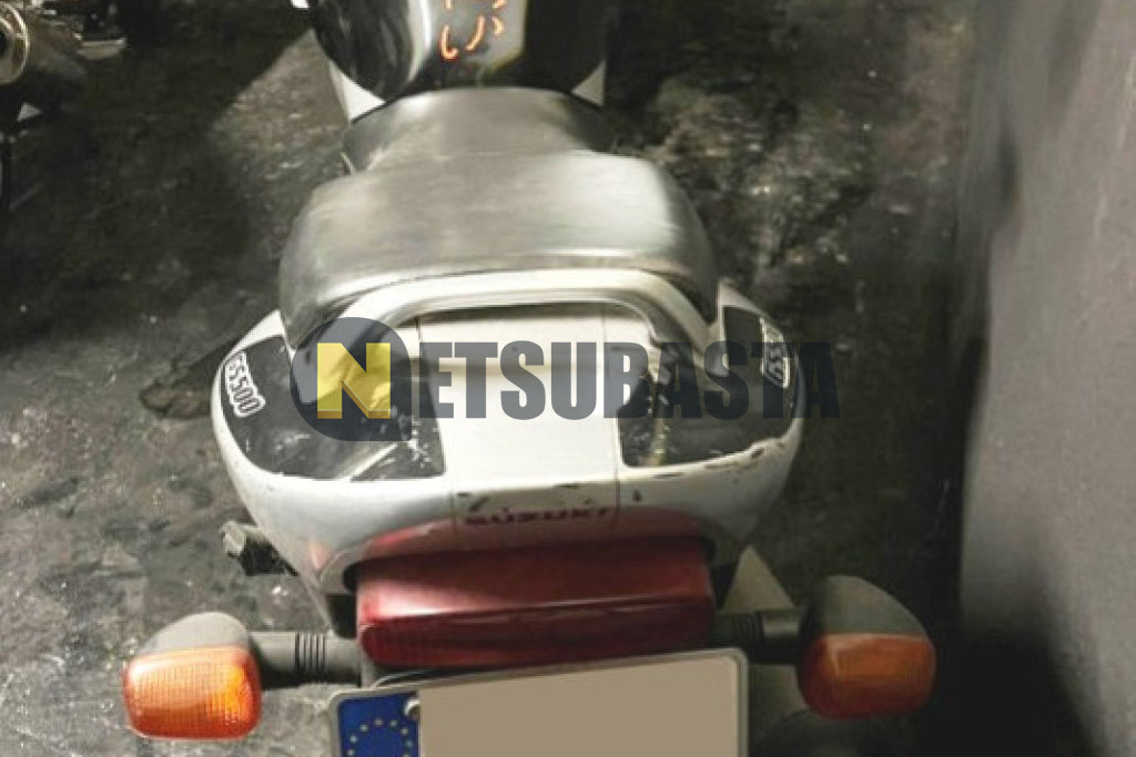 Suzuki GS 500 2003