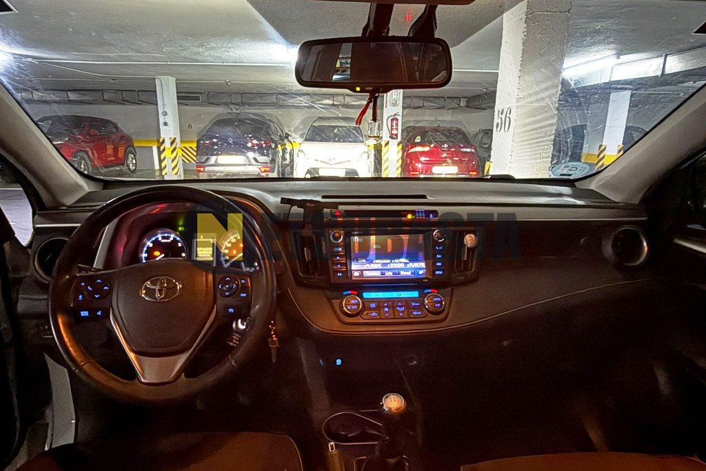 Toyota RAV4 150D 2WD 2015