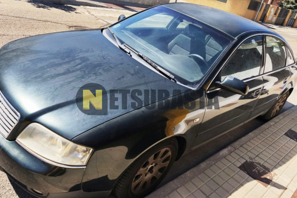 Audi A6 2.4 quattro 2001