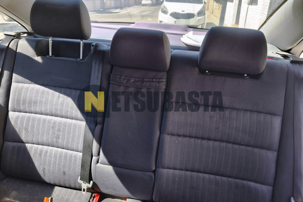 Audi A6 2.4 quattro 2001