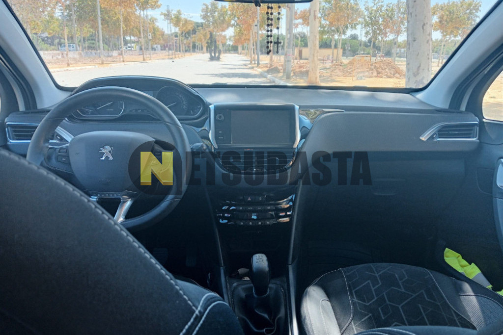 Peugeot 2008 1.2 PureTech 2016