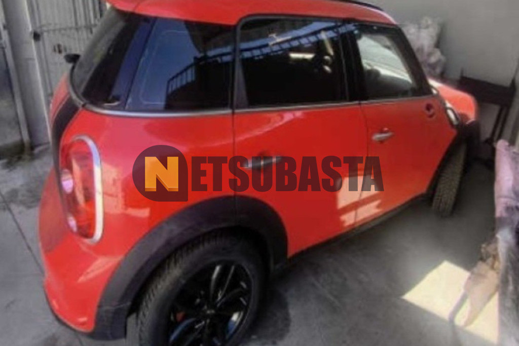 Mini Cooper Countryman S ALL4 2011
