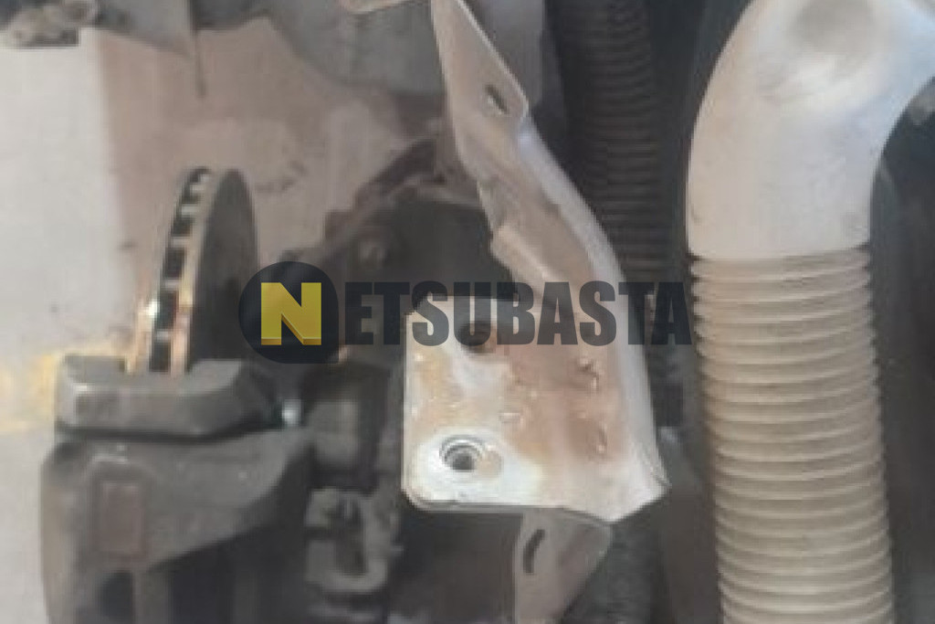 Peugeot 2008 1.5 BlueHDi EAT8 2021