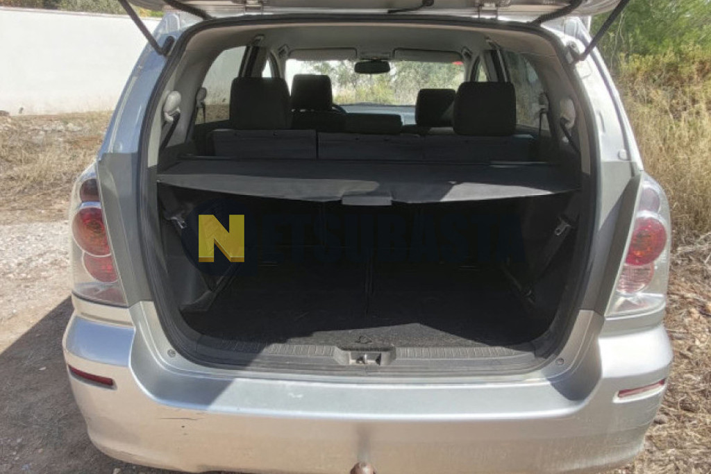 Toyota Corolla Verso 2.2 D4D 2006